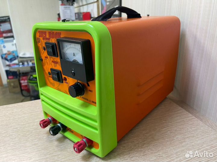 Зарядно-пусковое устройство волк