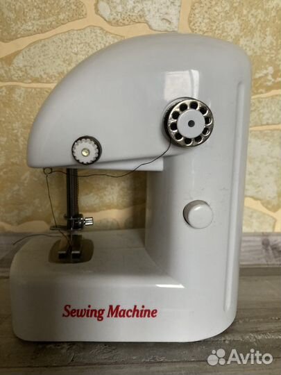 Швейная машинка Symaskin mini