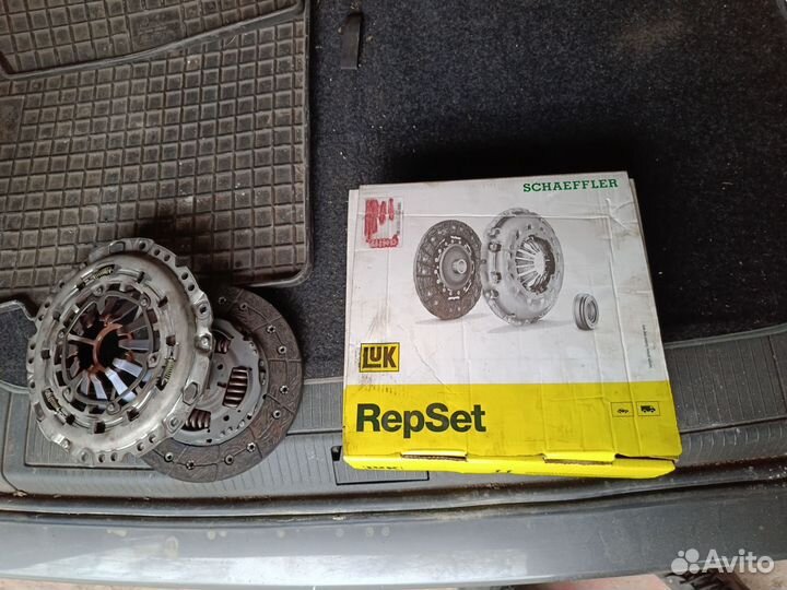 Комплект сцепления opel zafira B