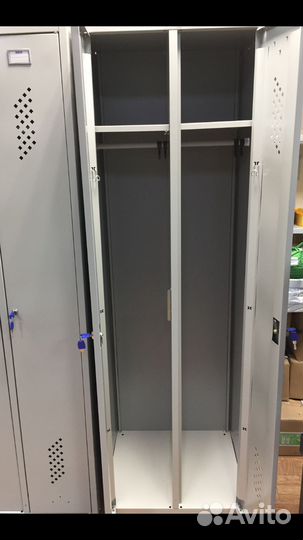 Шкаф металлический для раздевалок