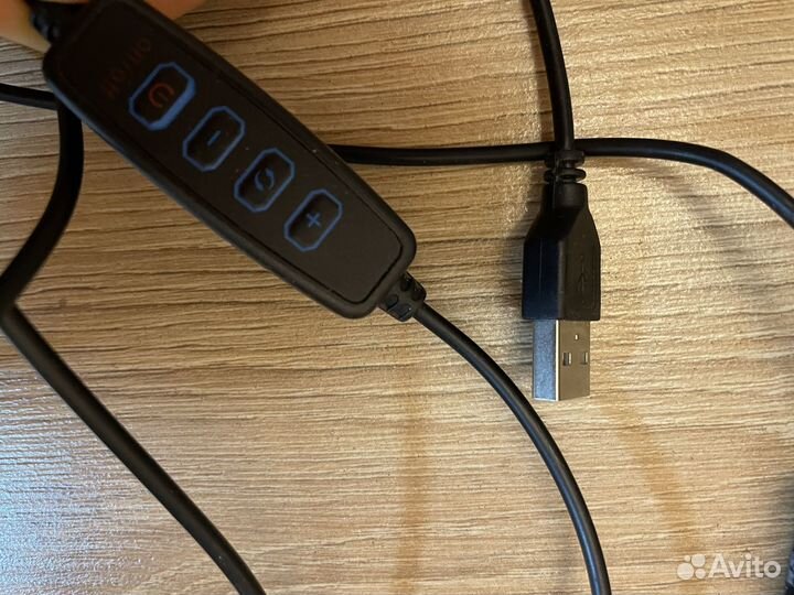 Кольцевая светодиодная лампа