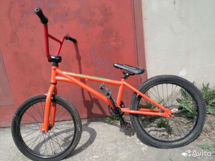 Трюковой велосипед bmx