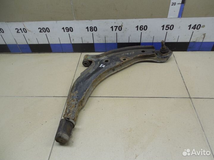 Рычаг передний нижний правый Micra (K11E) 1992-200