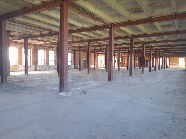 Производственное здание с лифтами 5200 кв.м