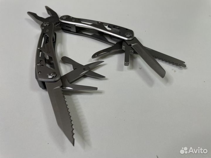 Мультитул стальной
