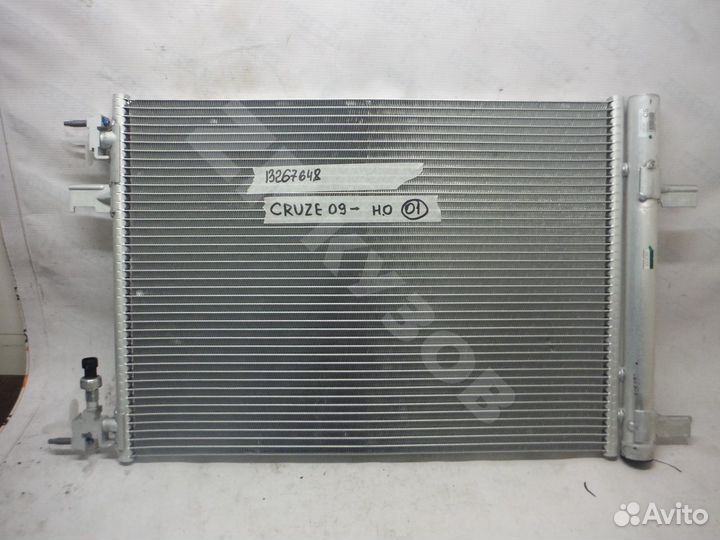 Opel Astra J 10-17 радиатор вентилятор