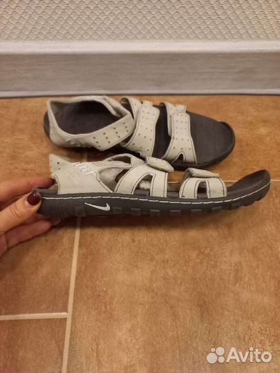 Сандалии nike
