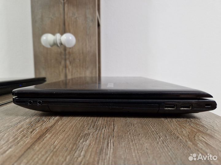 Ноутбук Samsung NP350E5C i7-12gb