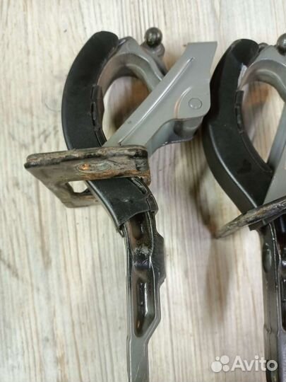 Петли крышки багажника Saab 9-5 универсал