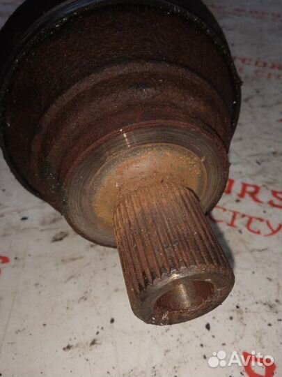 Привод передний левый Volkswagen Tiguan cawa 2010