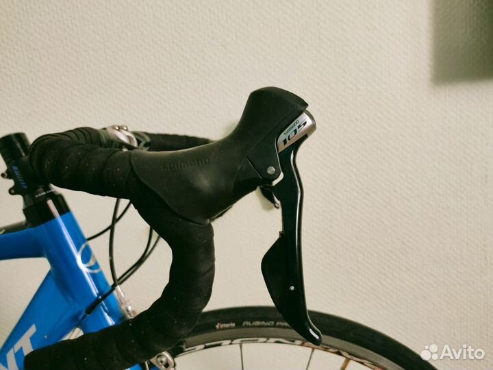 Шоссейный велосипед Giant