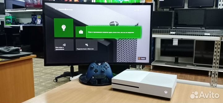 Игровая приставка Xbox One S 500gb