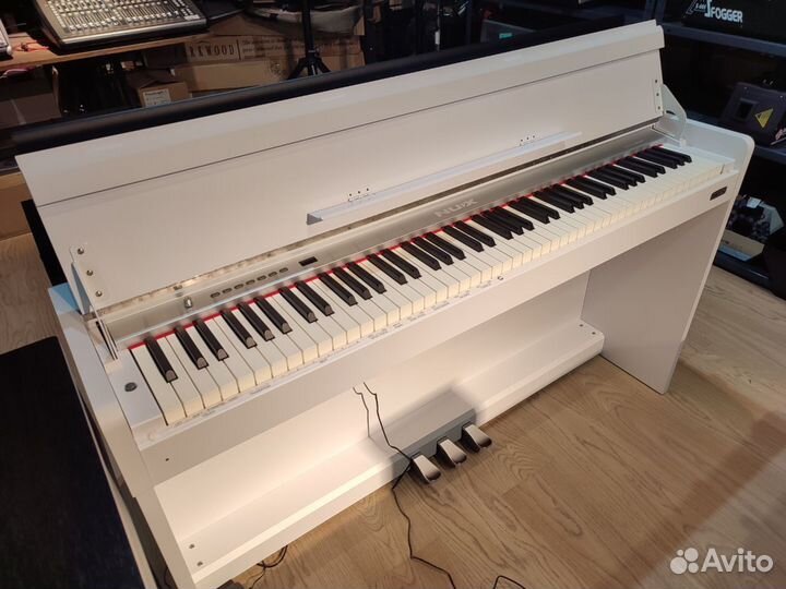 Цифровое пианино NUX WK-310-White