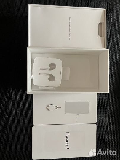 Коробка от iPhone 10