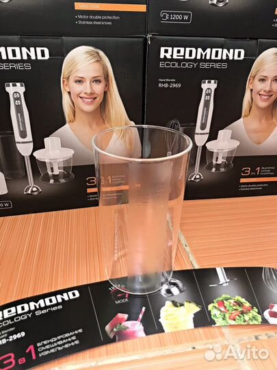 Мощный блендер 1200Вт.Redmond Новый