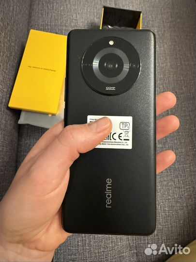 realme 11 Pro, 8/128 ГБ
