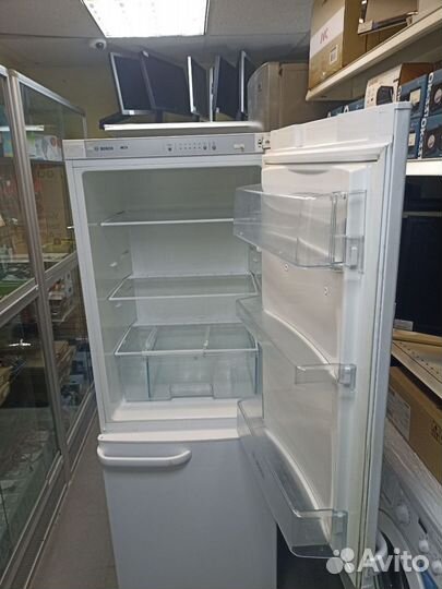 Холодильник Bosch FD 8806