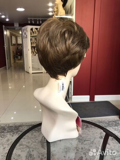 Парик из искусственных волос