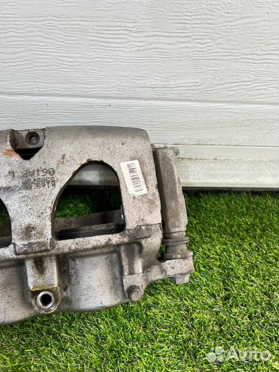 Суппорт тормозной передний левый Dodge Ram 5 2019