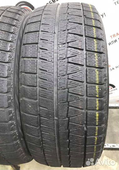 Bridgestone Blizzak Revo GZ 215/50 R17