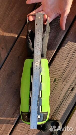 Футбольные щитки