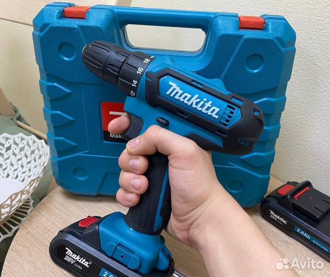Шуруповерт Makita 18v
