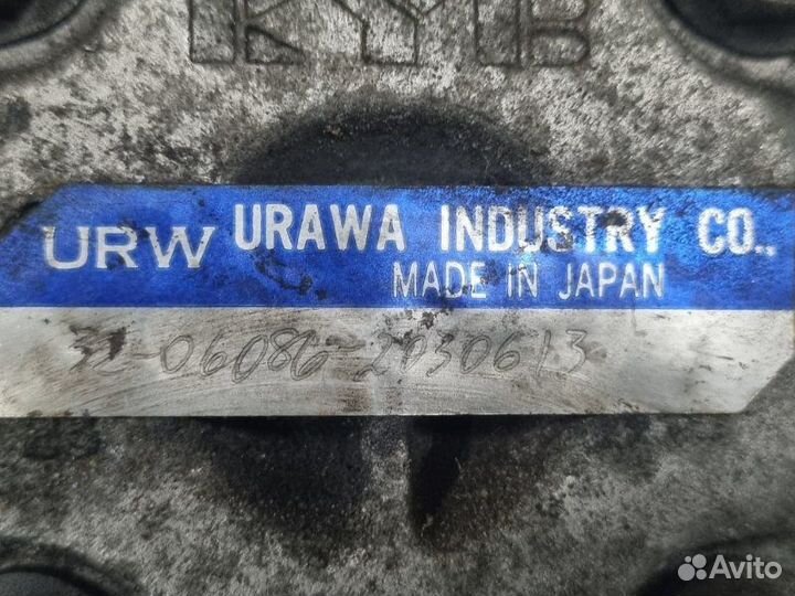 Насос гидроусилителя руля Mitsubishi Lancer 10