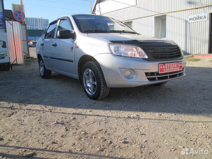 LADA Granta 1.6 AT, 2013, 155 160 км