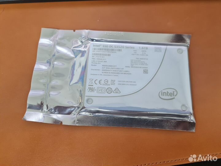 SSD Intel ssdsc2BB016T701 1,6 TB новый