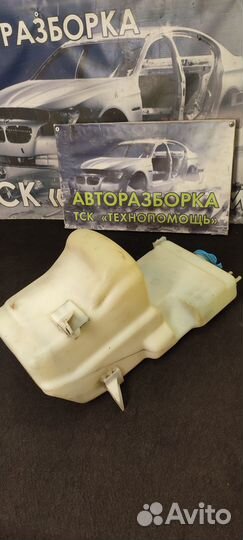 Бачок омывателей Audi 100 C4