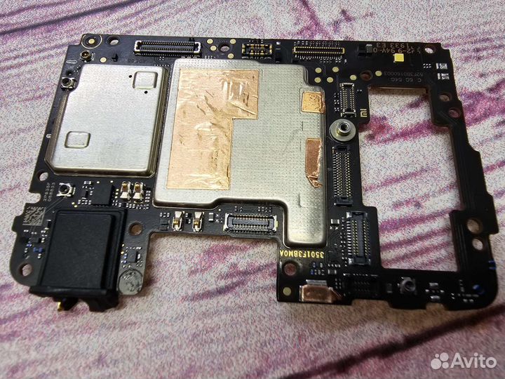 Xiaomi Mi 9 разбор