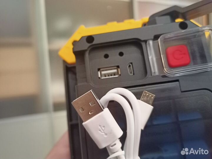 Аккумуляторный прожектор