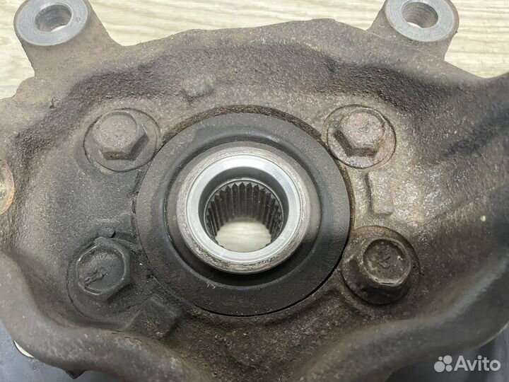 Кулак поворотный правый Nissan X-trail 31