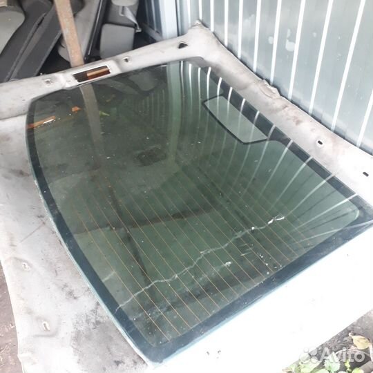 Стекло задние Форд Фокус 2 седан