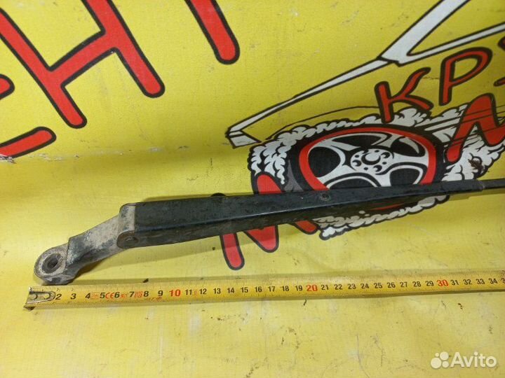 Поводок стеклоочистителя передний правый Daewoo