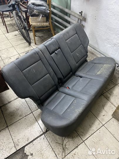Сиденье заднее