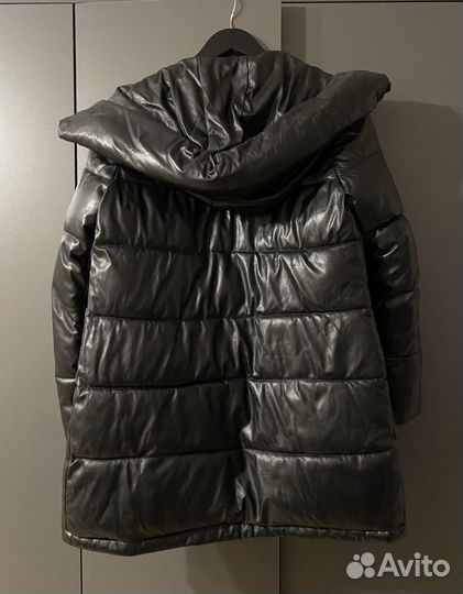 Пуховик зимний женский