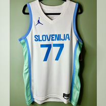 Баскетбольная джерси майка Luka Doncic Slovenia