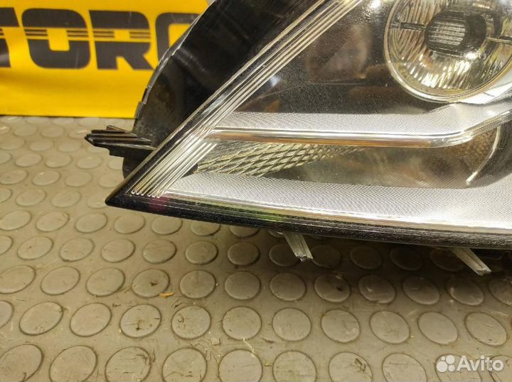 Фара левая Volkswagen Passat CC