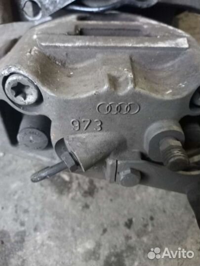 Суппорт передний левый правый ауди А6 С6 в сборе