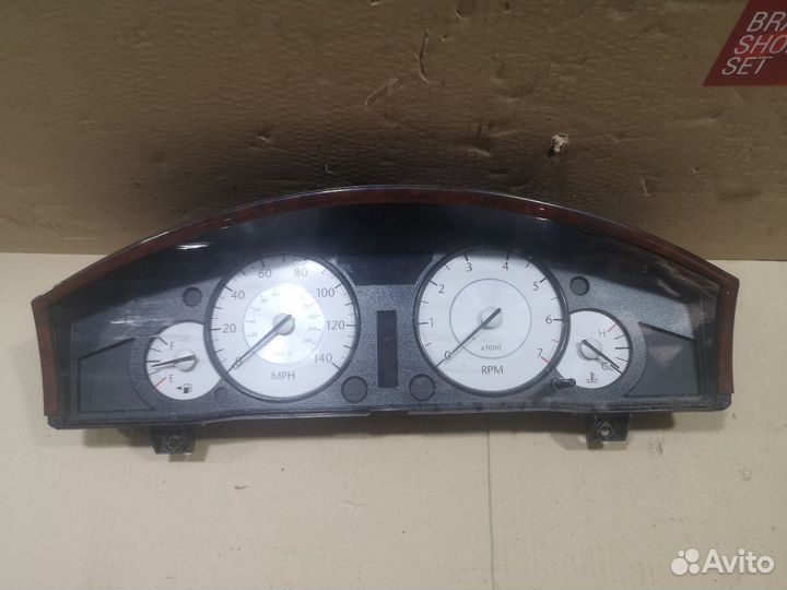 Спидометр на Chrysler 300 LX