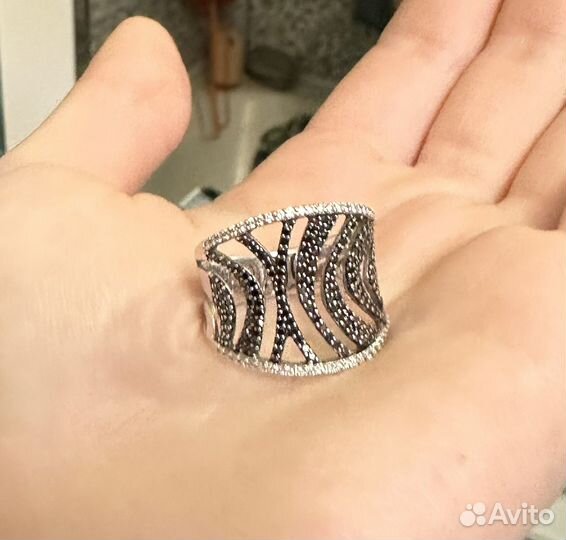 Кольцо с бриллиантами