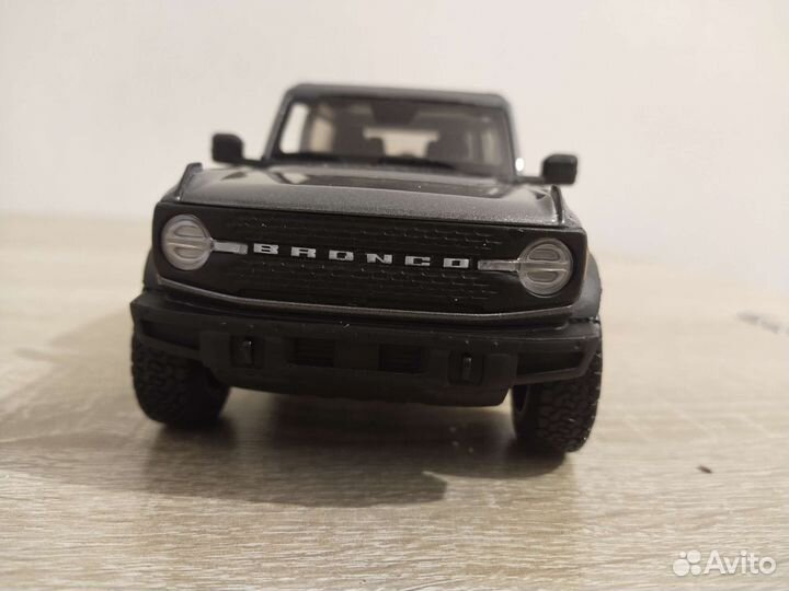 Модель 1:24, Maisto, Ford Bronco Badlands 2021