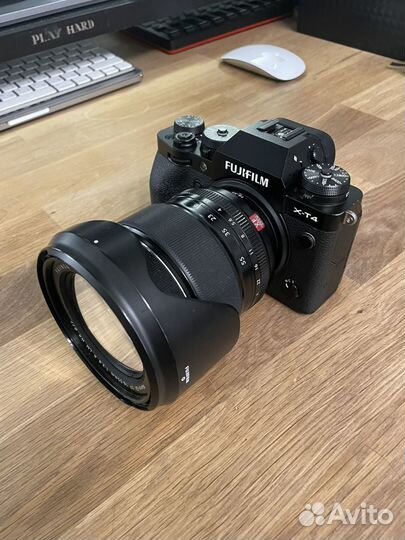 Камера Fujifilm X-T4 Body в идеальном состоянии