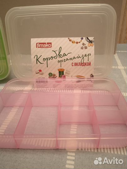 Контейнеры для хранения мелочей и аптечки