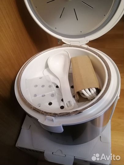 Мультиварка-пароварка Philips HD 3025/03 новая