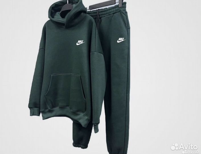 Спортивный костюм Nike на флисе