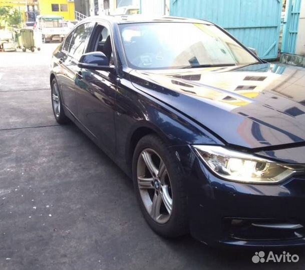 В разборе BMW 316i (F30) 2013г. 1,6л. 136 л/с