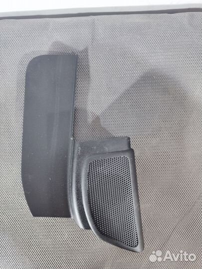 Крышка зеркала внутренняя левая Ford Focus 3