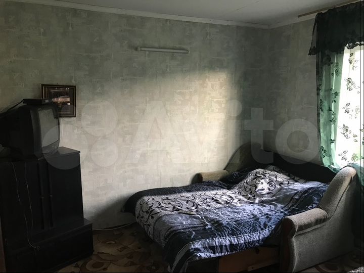 Комната 10 м² в > 9-к., 2/2 эт.